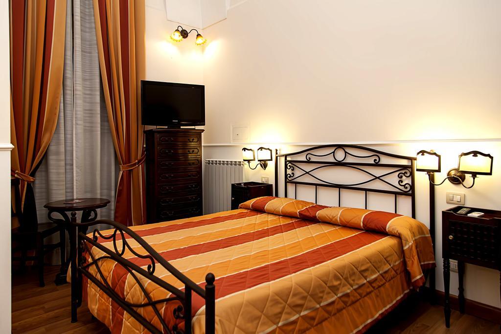 Antico Belvedere B&B Λέτσε Δωμάτιο φωτογραφία
