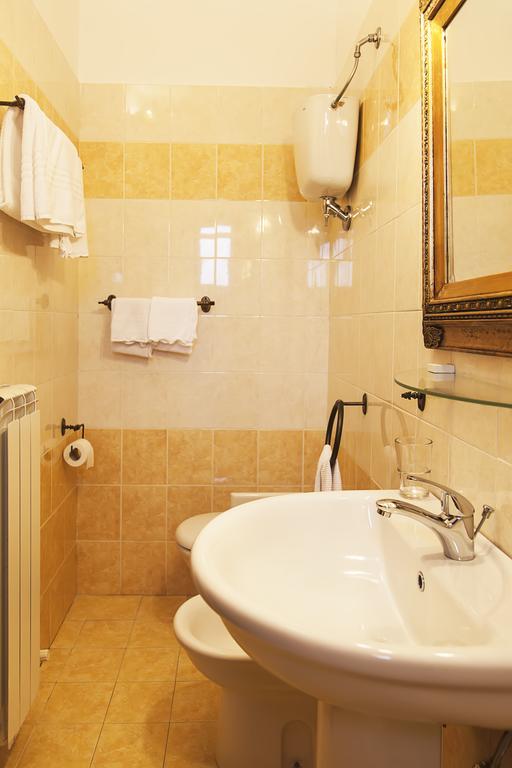 Antico Belvedere B&B Λέτσε Δωμάτιο φωτογραφία