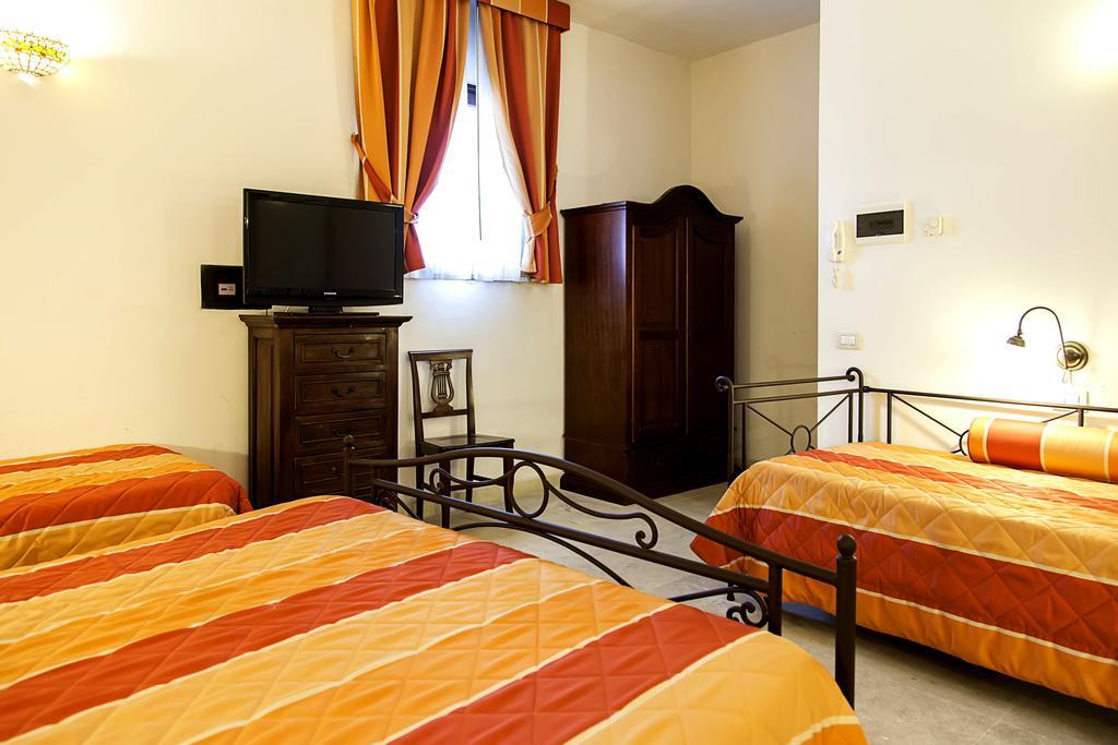 Antico Belvedere B&B Λέτσε Δωμάτιο φωτογραφία